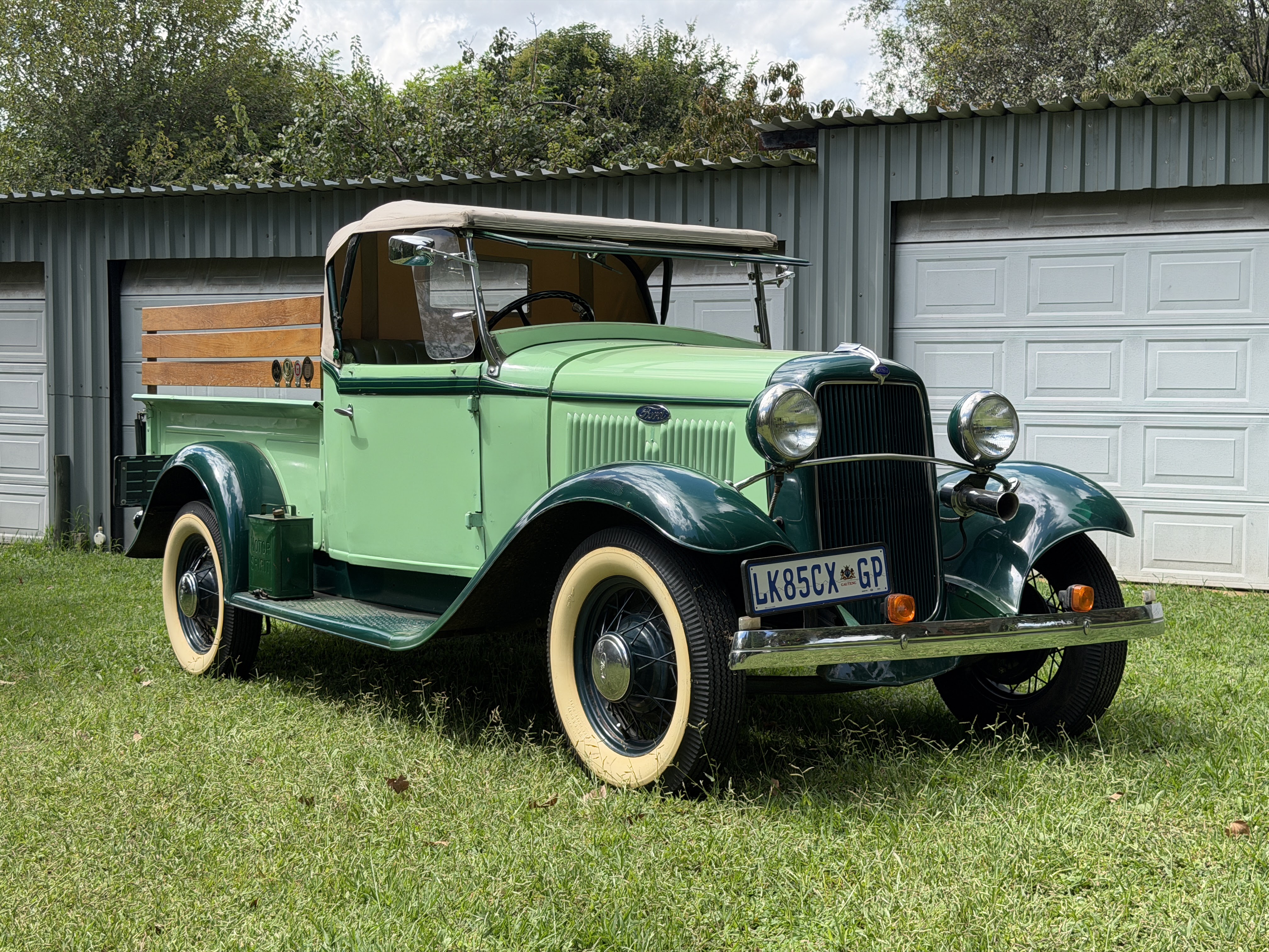 1933 Ford Model B Roadster Pickup