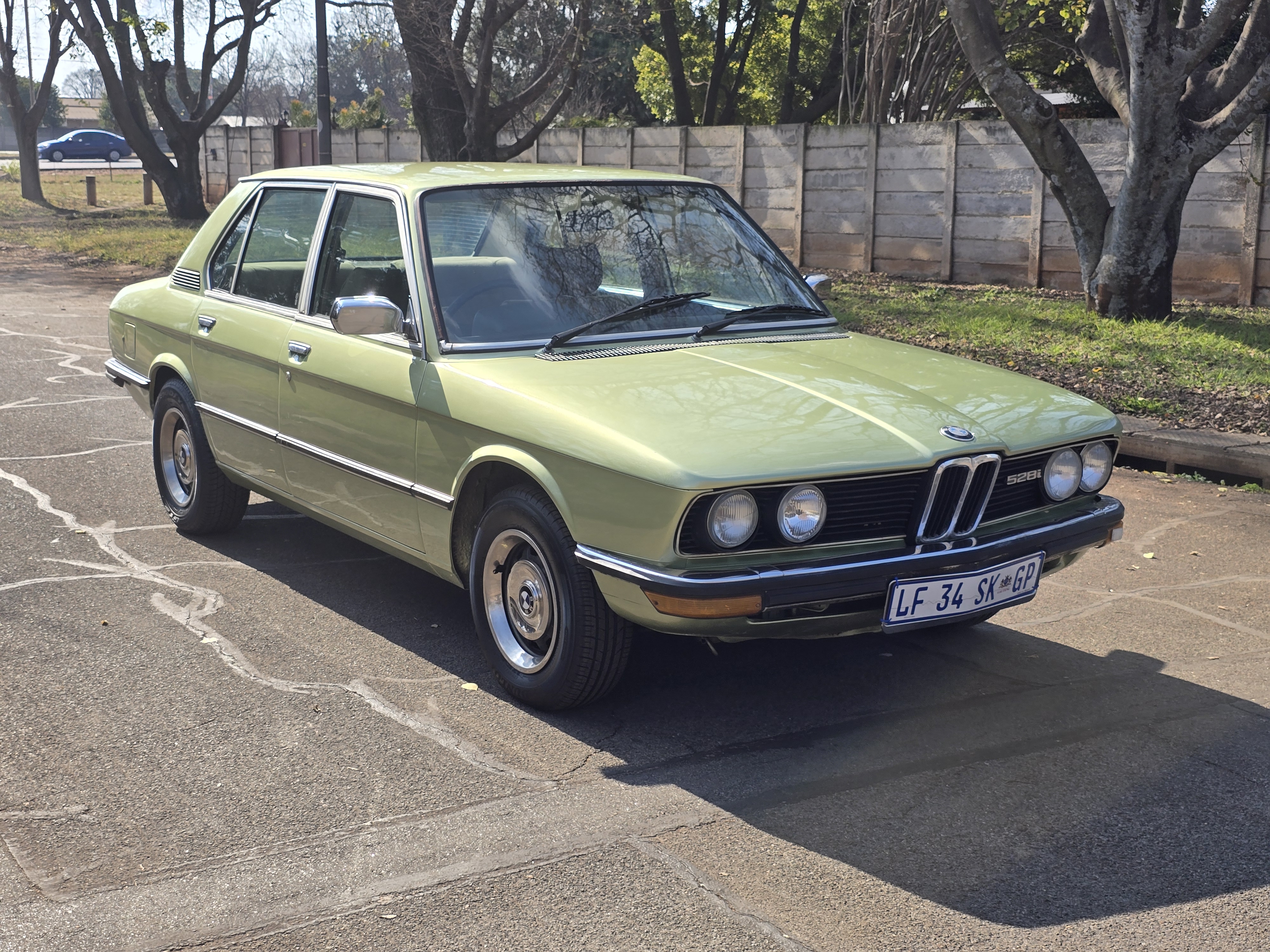 1979 BMW E12 528i Manual